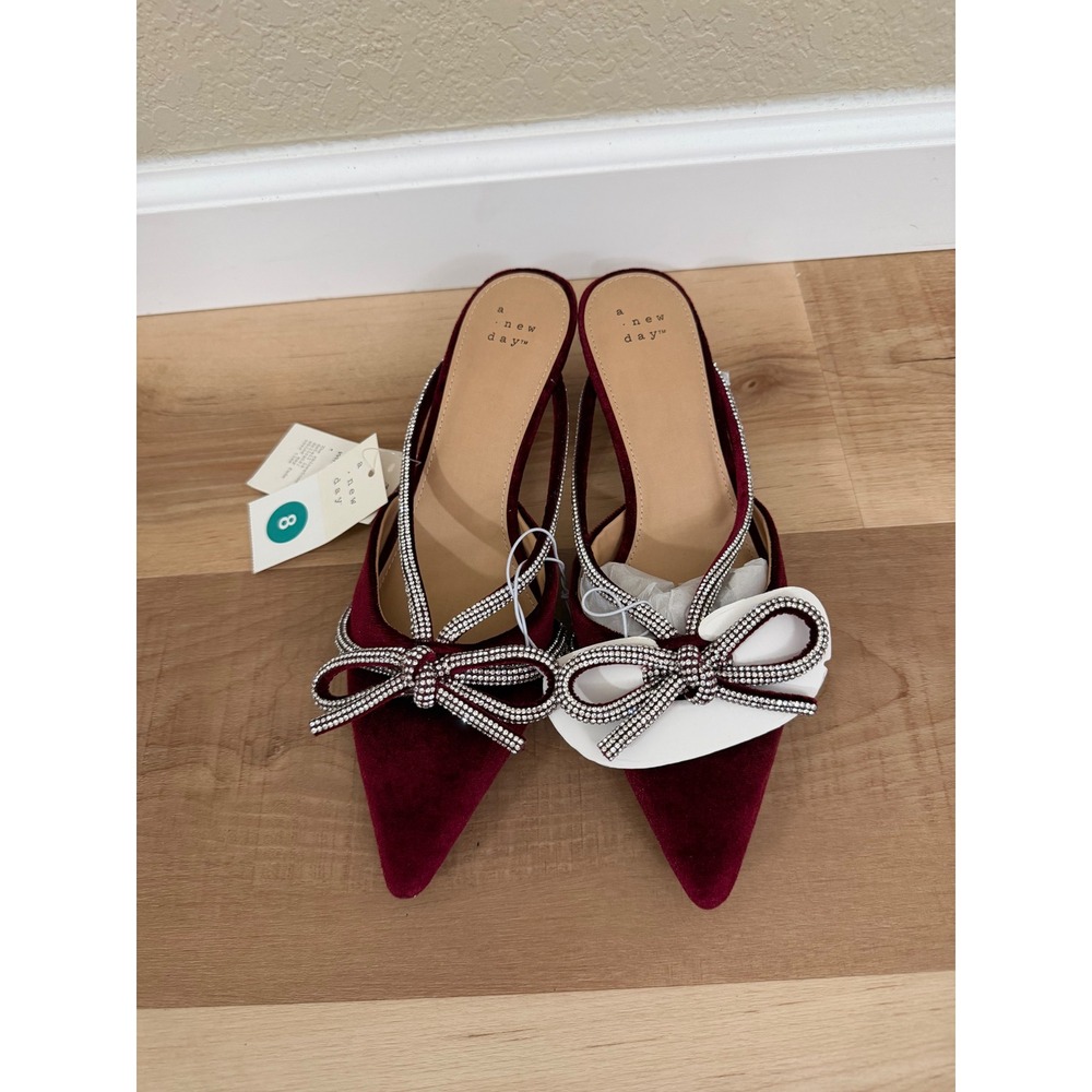 A New Day Gwen Burgundy Velvet Rhinestone Bow Pointed Toe Kitten Heel Mules 8